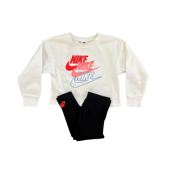 Nike Kids White and Black Outfit with Red Logo - Picture 2 of 12